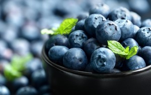 Что добавить в самогон для вкуса. Что в растениях особенно ценно. Яичный белок и вымораживание.