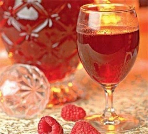 Чего приготовить с малиной вкусненького. Наливка из малины
